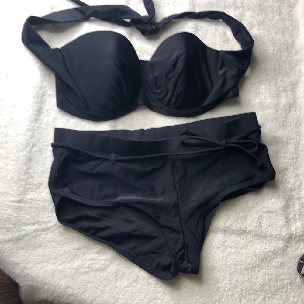 Two piece bathing suit large